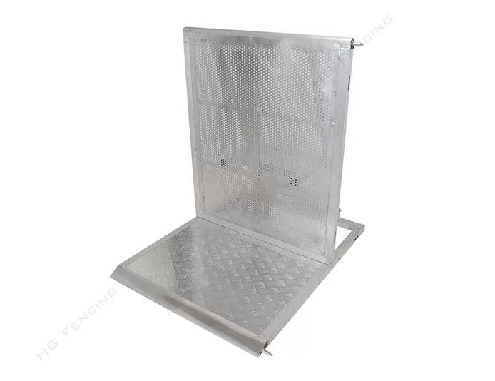 Aluminum Stage Barrier thumbnail 6