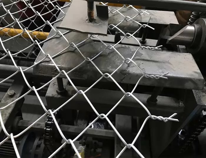 Galvanized Chain Link Fence thumbnail 6