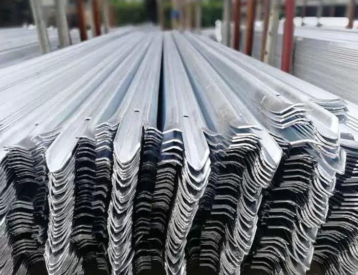 Palisade Fence thumbnail 3