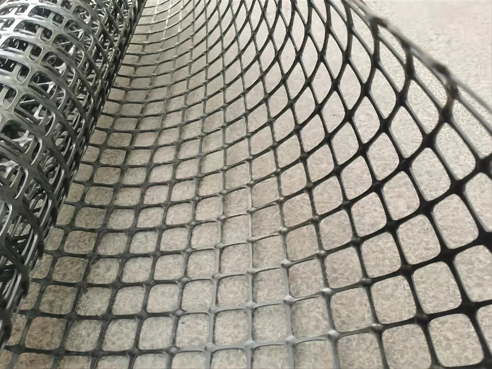 Plastic Mesh thumbnail 2