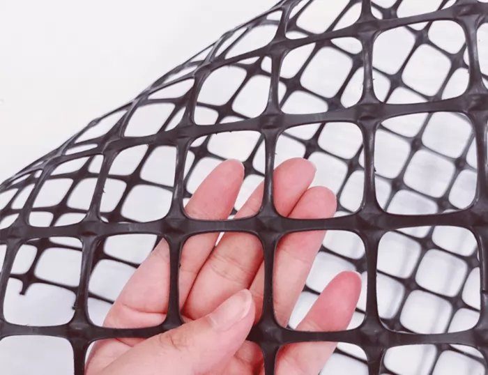 Plastic Mesh thumbnail 3